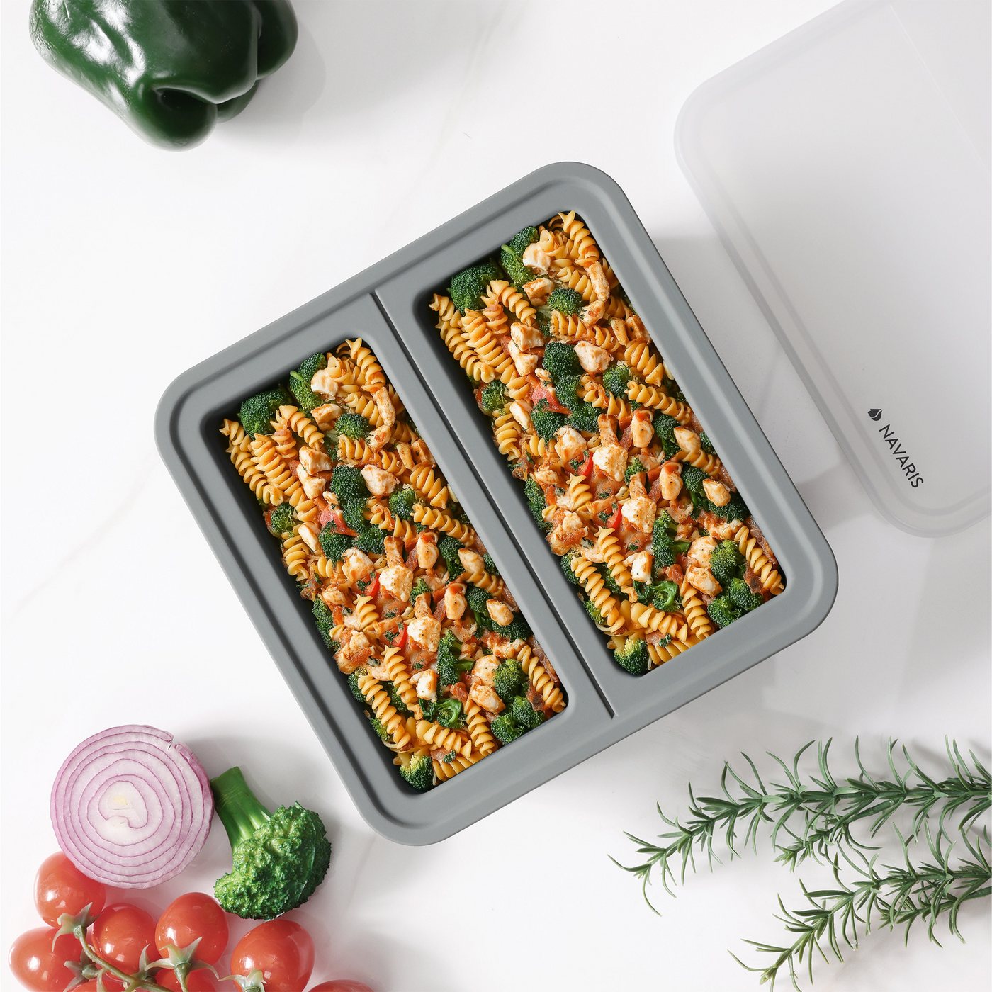 Navaris Aufbewahrungsbox XXL Eiswürfelform aus Silikon Suppenwürfel Gefrierschale mit Deckel (1 St), Große Suppen Freezer Eiswürfelbecher Eiswürfelform Becher groß von Navaris