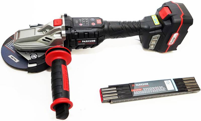 PARKSIDE PERFORMANCE® Akku-Winkelschleifer 20V Flachkopf PPWSFA 20-Li mit Akku (4Ah) und Ladegerät (4,5A) von PARKSIDE PERFORMANCE®
