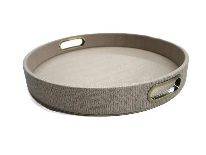 Signature Home Collection Tablett Tablett rund grün beige gemustert mit Messinggriffen Serviertablett, Kunstleder, (1 Stück, 1-tlg., 1x Tablett), abwischbar, geeignet zum Servieren von OTTO