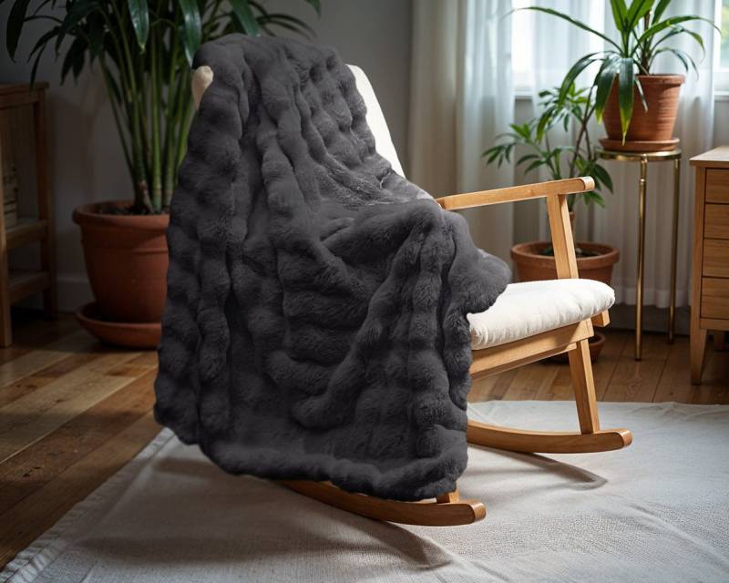 Sitheim-Europe Tagesdecke Hasen Fell Plaid von Sitheim-Europe
