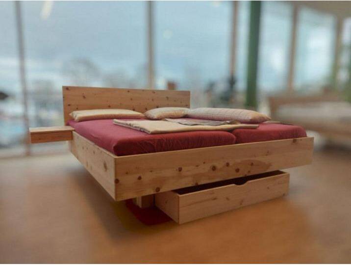 geborgenschlafen Massivholzbett aus Zirbenholz – Stauraumbett mit Schublade vorn – Holzbett, Zirbenbett mit Bettkasten geborgenschlafen Massivholzbett aus Zirbenholz – Stauraumbett mit Schublade vorn – Holzbett, Zirbenbett mit Bettkasten von OTTO
