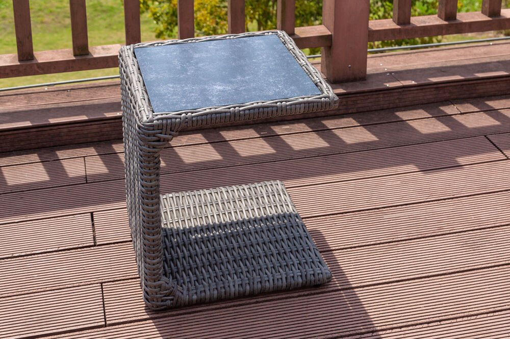 OUTFLEXX Gartentisch von OUTFLEXX