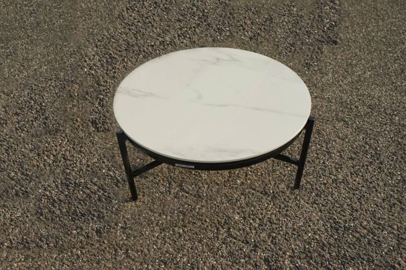 OUTFLEXX Gartentisch von OUTFLEXX