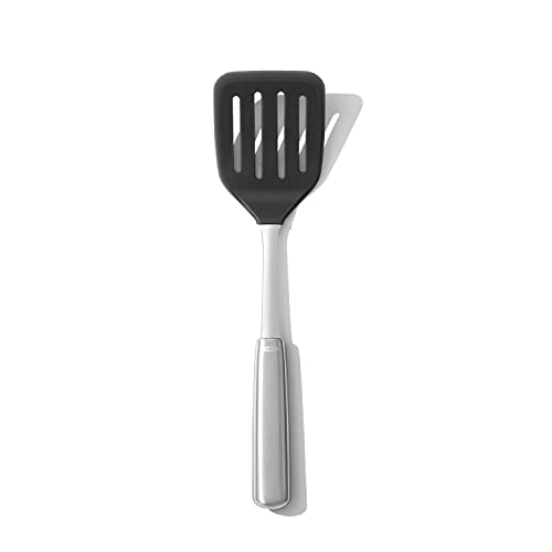 OXO Good Grips Produce Saver: Langer Behälter: Hält Gemüse länger frisch + Verstellbare Trennwand + Herausnehmbarer Korb für Luftzirkulation + Modulares, stapelbares Design von OXO