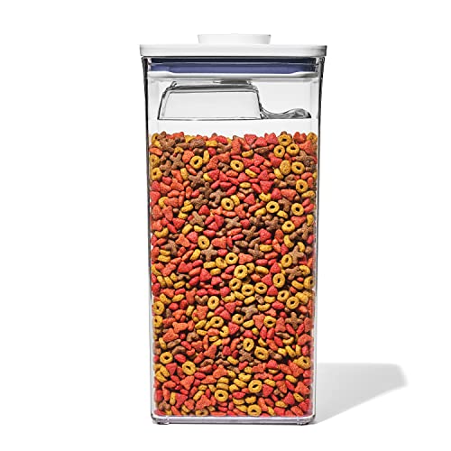 OXO Good Grips Pet POP Container – 6,0 Qt/5,7 l mit halber Schaufel | Ideal für bis zu 2,9 kg Hundefutter oder 2,0 kg Katzenfutter | luftdichter Aufbewahrungsbehälter für Hunde- und Katzenfutter | von OXO