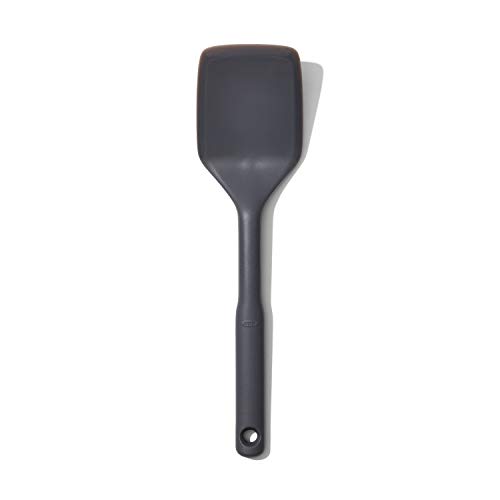 OXO GG SILICONE EVERYDAY FLEXIBLE TURNER - PEPPERCORN von OXO