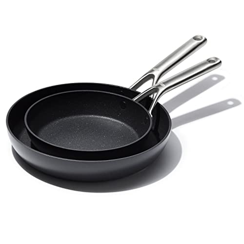 OXO Pro Professional Ceramic Non-Stick, 2-Piece Frying Pan Set, 8-In and 10-In, Black von OXO