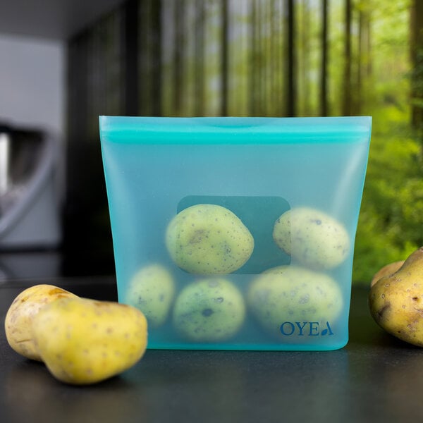 OYEA Wiederverwendbarer Lebensmittelbeutel "Stand Up Medium Bag" - 700 ml von OYEA