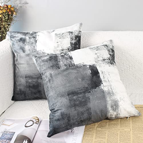 OYIMUA Deko Kissenbezug 45x45 2er Set Samt Kissenbezüge Grau Couch Landhausstil Kissenhülle Aesthetic Dekokissen Kuschelkissen Quadratisch Sofakissen Couchkissen Outdoor Kissen Zierkissen von OYIMUA