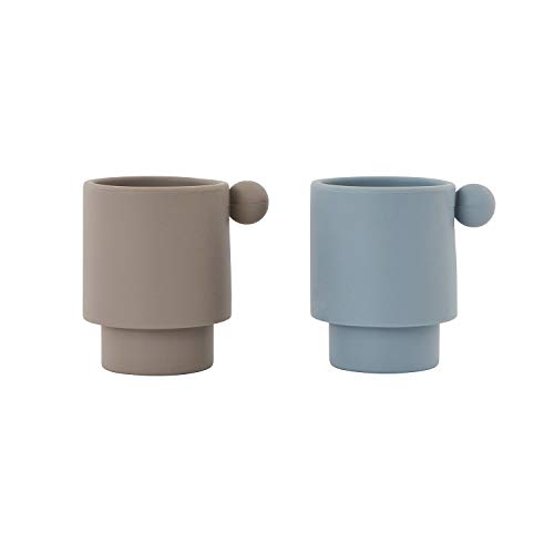 OYOY Mini -2er Set Kinderbecher mit Henkel Silikon Blau Erdfarben - Tiny Inka Cup Blue Clay - 6,5x7,5 cm - Rutschfest Spülmaschinenfest Mikrowellenfest von OYOY