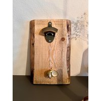 Bieröffner Für Die Wand Personalisiert Wandflaschenöffner Flaschenöffner Grillecke Weihnachtsgeschenk Dekoration Rustikal Holz Massiv von OakandMapleVonLukas