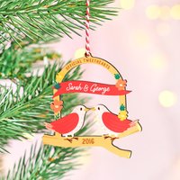 Personalisierte Pärchen Liebe Vögel Weihnachtsbaum Dekoration von OakdeneDesigns