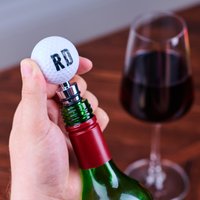 Personalisierter Golfball Weinstopper von OakdeneDesigns