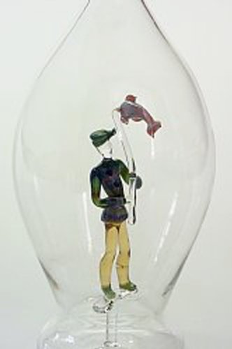 Karaffe bunter Angler dekorative Glaskaraffe bauchig aus klarem Glas befüllbare Flasche Kristallglas mundgeblasen Füllmenge 0,5 Liter Höhe ca. 30 cm Oberstdorfer Glashütte von Oberstdorfer Glashütte