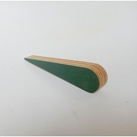 Obligatorisch Für Türstopper Aus Holz Mit Dunklem Teal von ObjectifyHomeware