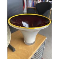 80Er Jahre Tango Glas Vase Mit Überfang in Ochsenblut Gelb Weiß Henry Dean Style 80Er Jahre Tango Glas Vase Mit Überfang in Ochsenblut Gelb Weiß Henry Dean Style von Objectmod