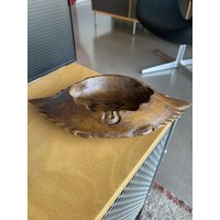 Massivholz Krabbe Form Couchtisch Nuss Schale Mid Century Dansk Geschnitzt Massivholz Krabbe Form Couchtisch Nuss Schale Mid Century Dansk Geschnitzt von Objectmod