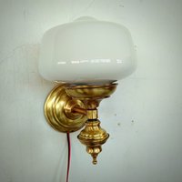 Vintage Opalglas Und Messing Wandleuchte.1950 Handgefertigte Wandleuchte von ObjectsIMakeAndFind