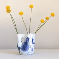Moderne Keramikvase Handgefertigt in La. Wasserkrug von ObjectsMadeStudio