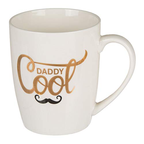 Kaffeebecher Daddy Cool, Motiv schwarzer Schnauzbart, Dandy-Stil, gold-schwarz auf weiß; Maße: Ø 8,5 cm (ohne Henkel); H: 10,5 cm; Vol.: ca. 300 ml. Perfekt für den Vater als Vatertagsgeschenk. von Objektkult