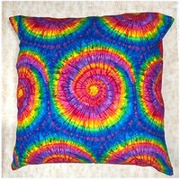 Heller & Lebendiger Tie Dye Spiral-Kissenbezug, Passend Für 18 "x 18" Kissen, Tolles Streukissen Wohnkultur Timeless Treasures 100% Baumwolle von OceaniaLegendsDesign