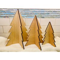 3D Tischplatte Holz Laser Cut Weihnachtsbäume | Rustikale Tischdekoration Modernes Bauernhaus Malen Sie Ihren Eigenen Baum Set von OceanicInteriors