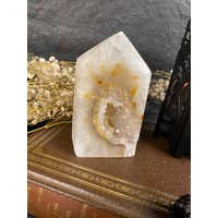 Achat Druzy Obelisk - Heilkristalle von OddsAndEndsCuriosity
