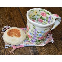 Springtime Crocheted Mug Rug/Coasters/Table Mat | Set Of 2 von OffTheHookbyJulie
