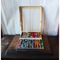 Antike Stickerei Floss Display American Thread Company Star Pearl Twist Fach Box 20Er 30Er General Store Werbung Nähkästchen Antike Stickerei Floss Display American Thread Company Star Pearl Twist Fach Box 20Er 30Er General Store Werbung Nähkästchen von OffbeatAvenue