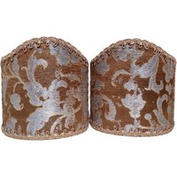 Paar Clip-On Wandleuchten Shield Shades Seide Jacquard Rubelli Stoff Les Indes Galantes Muster Mini Lampenschirm - Handgemacht in Italien von OggettiVeneziani