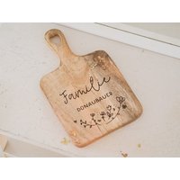 Schneidebrett Personalisiert | Küchenbrett Anrichte Holzbrett Mit Herzgriff Herz Mangoholz Schneidebrettchen Küchendeko Ohcolli von Ohcolli