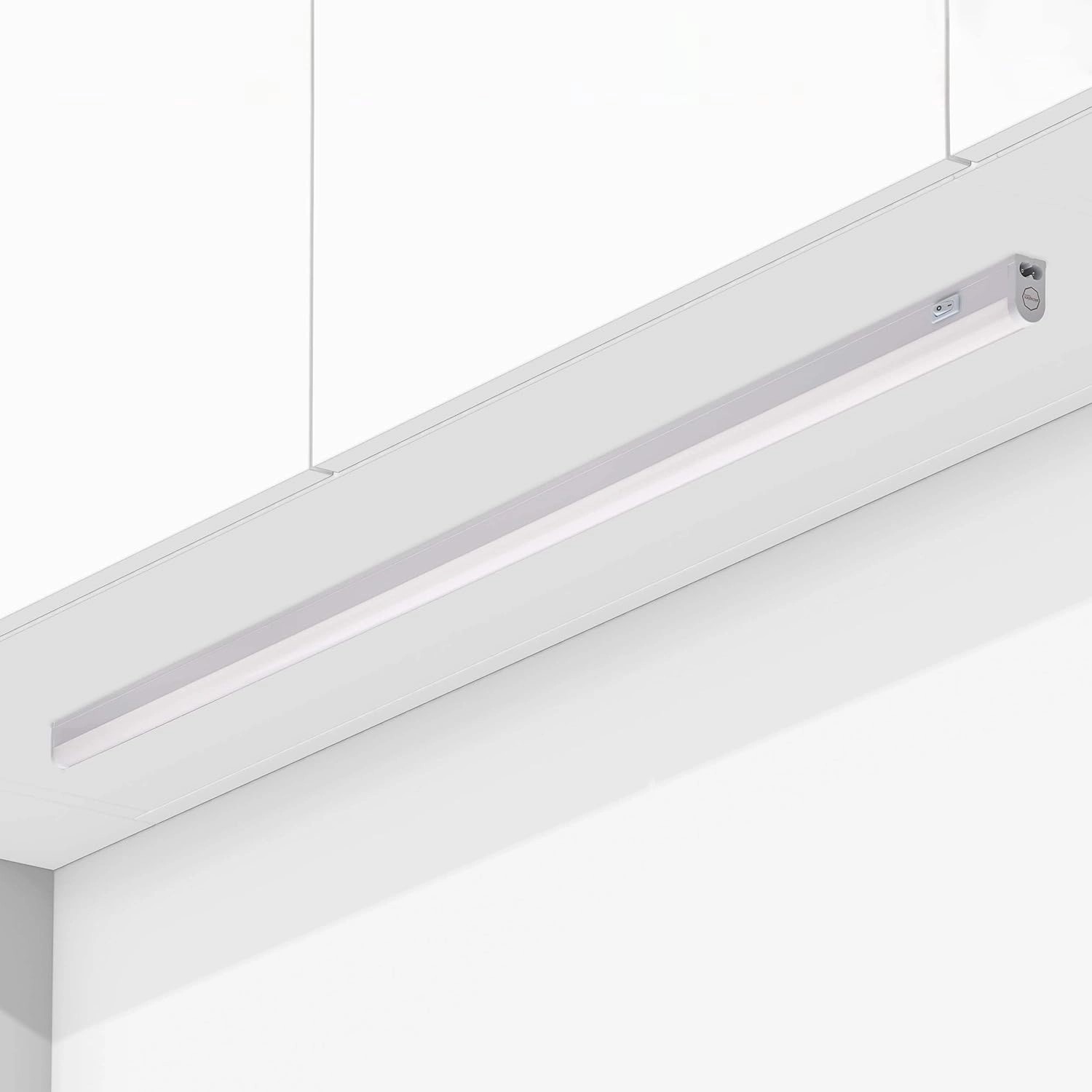 Oktaplex LED Unterbauleuchte Riga Küche 114cm Warmweiß 3000K 230V mit Schalter von Oktaplex lighting