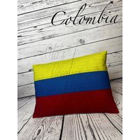 Kolumbien Flagge Kissen von OlasCreationDesign