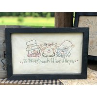 Wunderbare Zeit Primitive Stitchery Gerahmter Druck von OldFarmhouseStitches