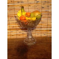 Vintage Comport - Gepresstes Glas Near-Cut Vintage Comport - Gepresstes Glas Near-Cut von OldPinkFarmHouse