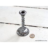 Vintage Silber Ton Kerzenhalter Patina Tischdekoration Vintage Silber Ton Kerzenhalter Patina Tischdekoration von OlderBoy