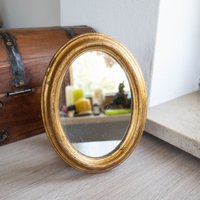 Akzent Wandspiegel in Gold Holzrahmen Vintage Kleiner Goldener Ovaler Spiegel Boho Raumdekor von OldtimerBeauties