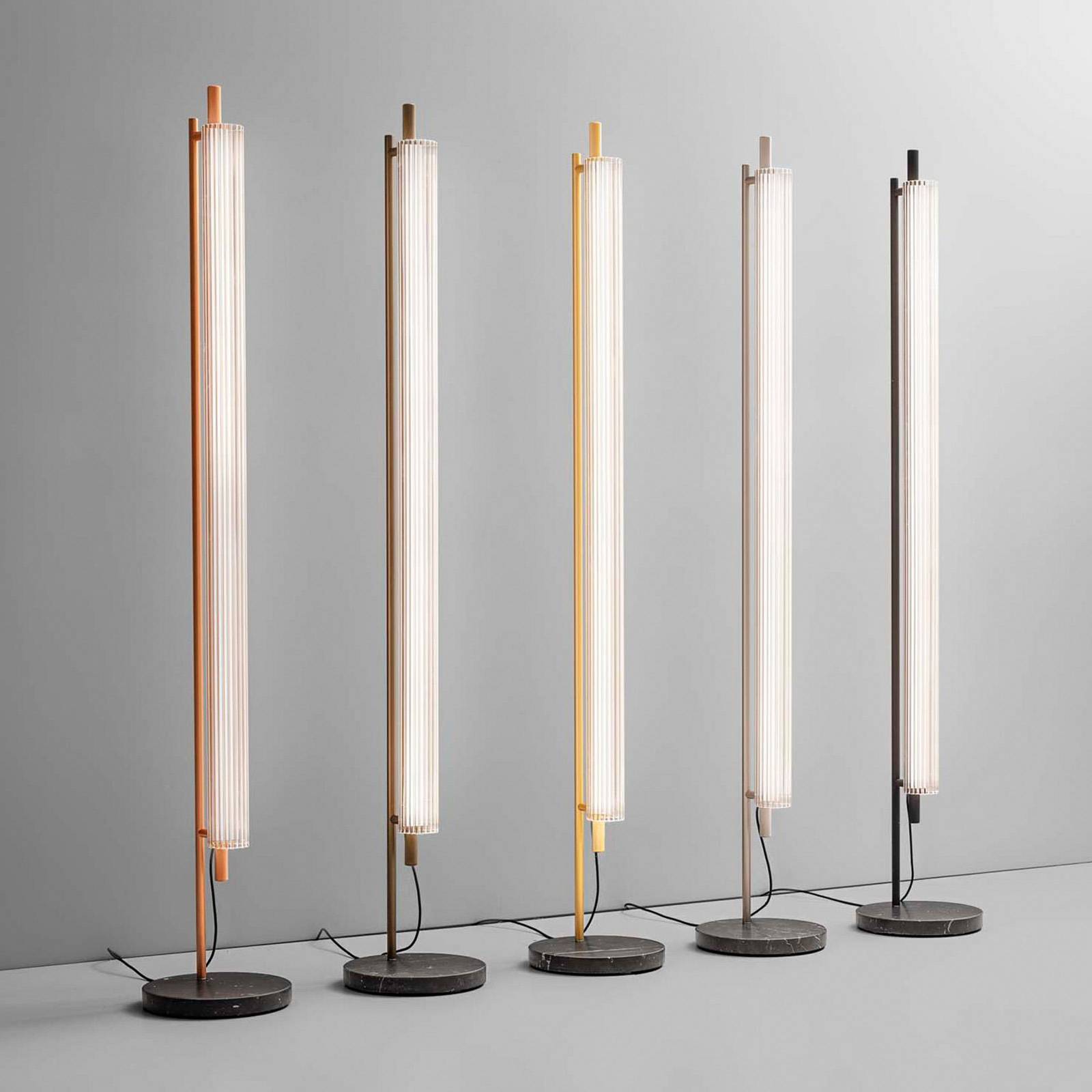 OLEV LED-Stehleuchte TRISEL, braun, Metall, 2.700 K, dimmbar OLEV LED-Stehleuchte TRISEL, braun, Metall, 2.700 K, dimmbar von OleV