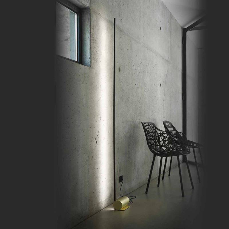 OLEV Slight PT LED-Stehleuchte, schwarz OLEV Slight PT LED-Stehleuchte, schwarz von OleV