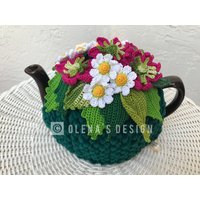 Gehäkelter Teewärmer Grüner Teebezug Gänseblümchen Weiße Rosa Blume Grün Küchenhilfe Gehäkelt High Tea-Accessoire von OlenasDesign