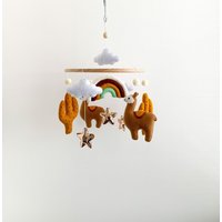Lama Mobile, Alpaka Boho Kinderzimmer Dekor, Regenbogen Neutrales Baby Mobile, Deko, Shower von OlhaChildrenStore