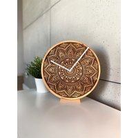 Mandala Wanduhr - Boho Einzigartige Wandkunst, Handgefertigte Uhr, Lebendiges Wohndekor, Perfektes Geschenk Für Spirituelle & Yoga Liebhaber von OlimpiClocks