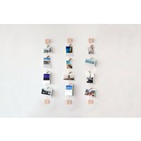 Esche Holz Foto Wand Display Mit Mini Wäscheklammern - Vertikal Horizontal Bildhalter Polaroid Art Work Aufhänger von Olivehouse1