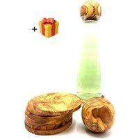 Olivenholz-erleben Flaschenuntersetzer "Kugelverschluss für Karaffen Ø 8 cm plus 6x Untersetzer rund" Tischschoner, Holzkugel, kratzfest, antibakteriell von Olivenholz-Erleben