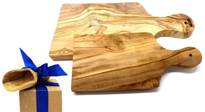 Olivenholz-erleben Frühstücksbrett 2er Set Schneidebrett mit Griff aus Olivenholz, Massivholz, (Set, 2-St., 2x Schneidebrett, plus Überraschung), praktische Griffe sorgen für eine einfache Handhabung von Olivenholz-erleben