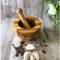Mörser Und Stößel-Set Aus Olivenholz | Bestellen Sie Jetzt von OlivewoodEra