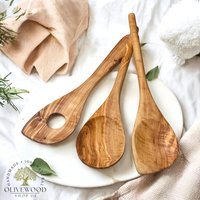 Kochbesteck | Küchenhelfer Küchenutensilien Kochlöffel Kamin Mit Ecke Risotto-Löffel 3 Tlg. Set 30 cm Aus Olivenholz von OlivewoodShopDE