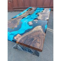 Made To Order Nussbaum Holz Blau Wolkig Design Epoxy Esszimmer/studie/Kaffee/Küchentisch von OliviaEpoxyDesign