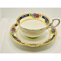 Antike Königlicher Paragon Art Deco Florale Teetasse Und Untertasse von OlliesCollection