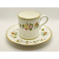 Wedgewood "Mirabelle" Demitasse Tasse Und Untertasse Wedgewood "Mirabelle" Demitasse Tasse Und Untertasse von OlliesCollection